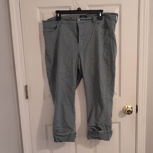 NYDJ Green Cropped Roll-Cuff Pants